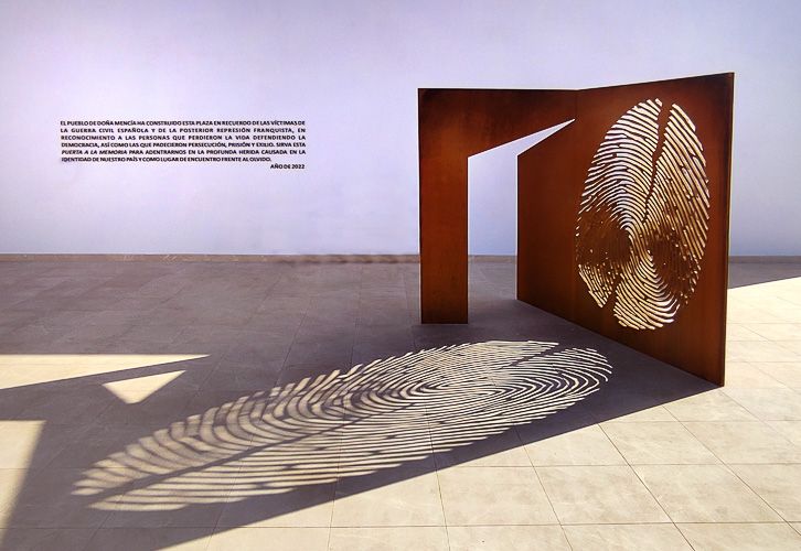 36. Puerta a la memoria 001