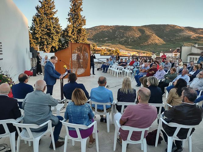 36. Puerta a la memoria 030