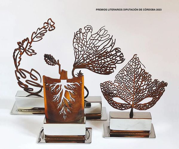 41. Estatuillas para premios 01