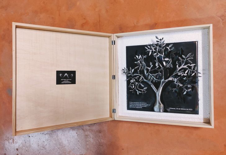 41. Estatuillas para premios 11