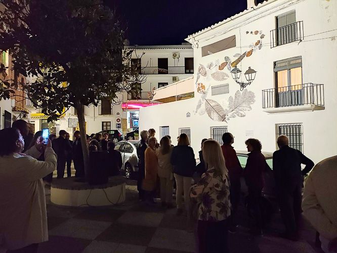 gallery 49. Dibujando el otoño en el aire y Tres proyectos de escultura pública 02B. Público