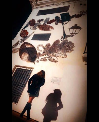 gallery 49. Dibujando el otoño en el aire y Tres proyectos de escultura pública 15 e